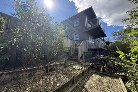 Photo of property in 2/7 Alston Avenue, Kelston, Auckland, 0602