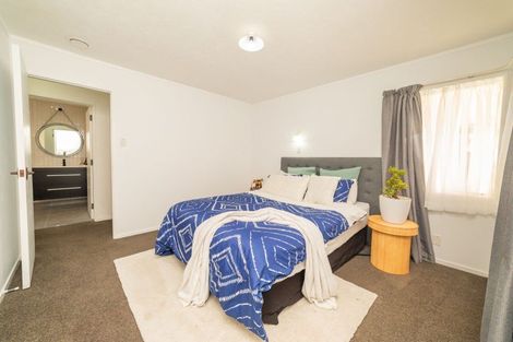 Photo of property in 2c Woodfield Avenue, Roslyn, Palmerston North, 4414