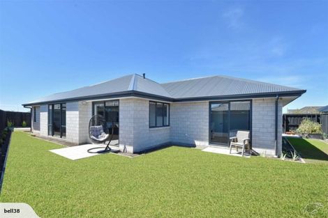 Photo of property in 16 Hartford Crescent, Rolleston, 7615