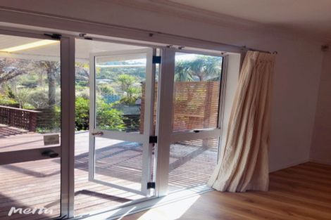 Photo of property in 2/6 Bellbird Rise, Murrays Bay, Auckland, 0630