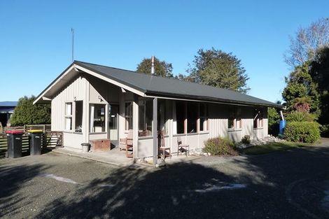 Photo of property in 1150 Clifden Highway, Rowallan, Tuatapere, 9691