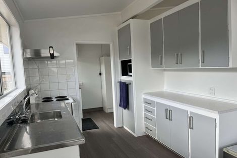Photo of property in 35 Tabitha Crescent, Henderson, Auckland, 0612