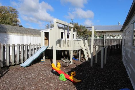 Photo of property in 15 Huia Street, Pahiatua, 4910