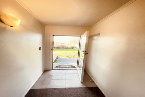 Photo of property in 7 Brentford Place, Manurewa, Auckland, 2102