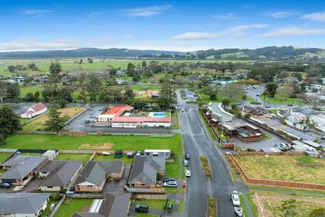 Photo of property in 18 Chic Gardens, Parakai, 0830