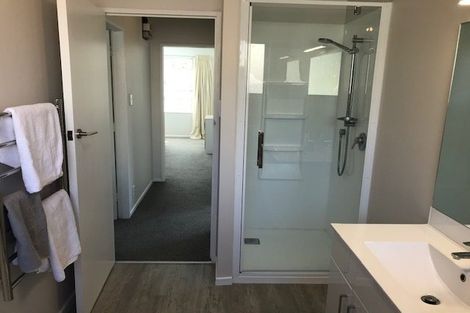 Photo of property in 1/41 Parkvale Road, Karori, Wellington, 6012