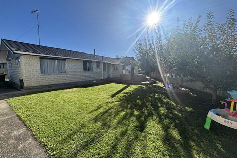 Photo of property in 4 Renata Road, Otaki, 5512