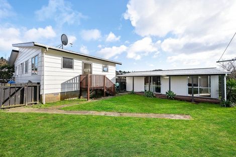 Photo of property in 4 Conclusion Street, Ascot Park, Porirua, 5024