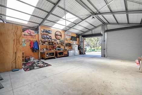 Photo of property in 119 Green Island Bush Road, Blackhead, Dunedin, 9076