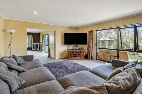 Photo of property in 75 Parnell Heights, Kelvin Grove, Palmerston North, 4414