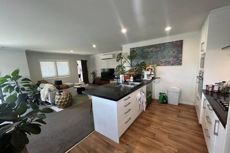 Photo of property in 30 Excelsa Place, Papamoa Beach, Papamoa, 3118