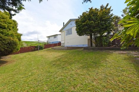 Photo of property in 113 Norana Road, Timberlea, Upper Hutt, 5018