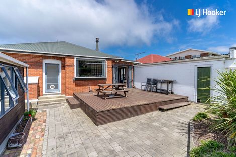 Photo of property in 135 Tomahawk Road, Andersons Bay, Dunedin, 9013