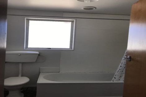 Photo of property in 4/72 Springs Road, Hornby, Christchurch, 8042