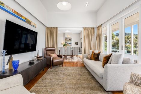 Photo of property in 334 Oriental Parade, Oriental Bay, Wellington, 6011