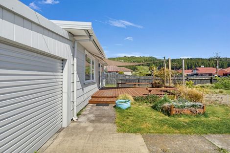 Photo of property in 9a Kawaha Point Road, Fairy Spring, Rotorua, 3015