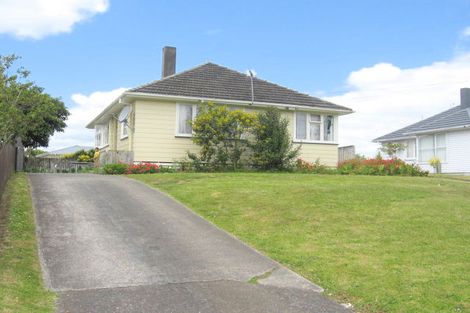 Photo of property in 16 Edinburgh Avenue, Rosehill, Papakura, 2113