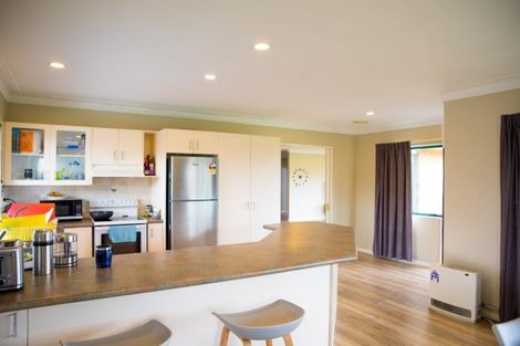 Photo of property in 11 Linicro Place, Wattle Downs, Auckland, 2103