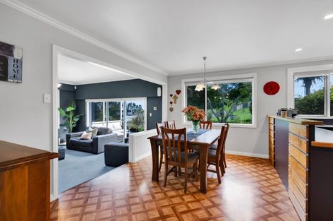 Photo of property in 218 Henwood Road, Paraite, New Plymouth, 4372