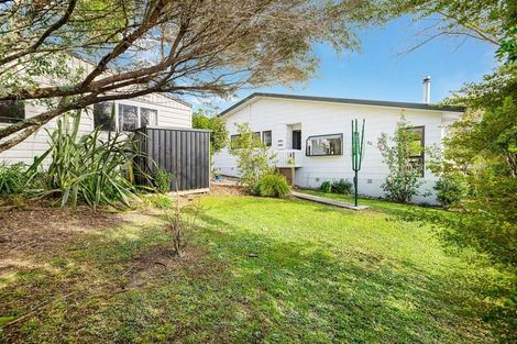 Photo of property in 20 Hassan Drive, Massey, Auckland, 0614