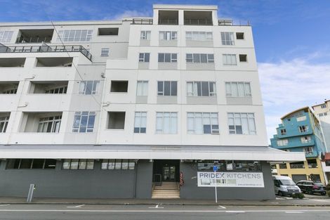 Photo of property in Stadium Garden Flats, 114/107 Thorndon Quay, Pipitea, Wellington, 6011