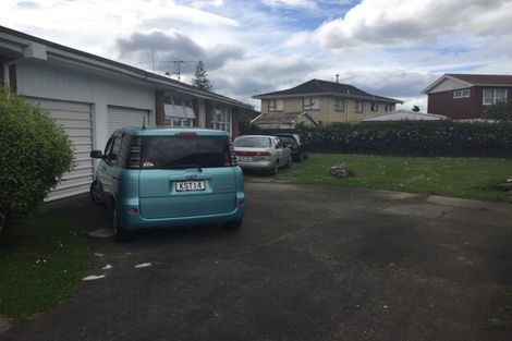 Photo of property in 2/67 Dale Crescent, Pakuranga, Auckland, 2010