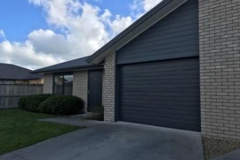 Photo of property in 31 Piwakawaka Court, Rototuna North, Hamilton, 3210