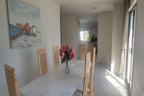 Photo of property in 416 Beach Road, Mairangi Bay, Auckland, 0630