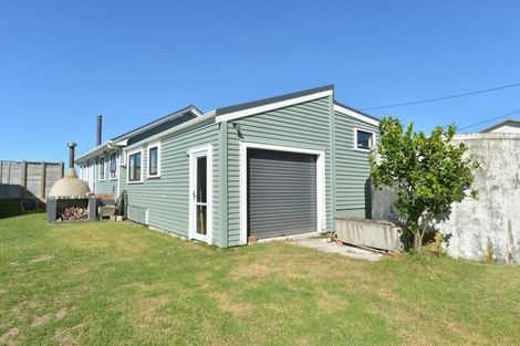 Photo of property in 37b Te Kapua Street, Oakura, Hikurangi, 0184