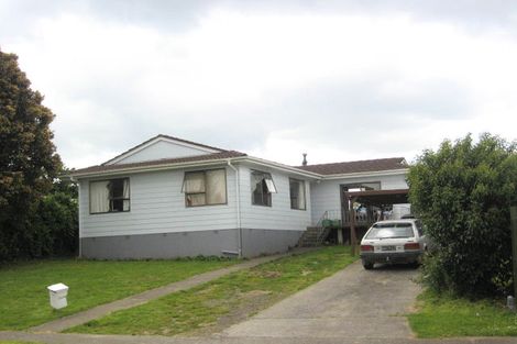 Photo of property in 35 Sharland Avenue, Manurewa, Auckland, 2102
