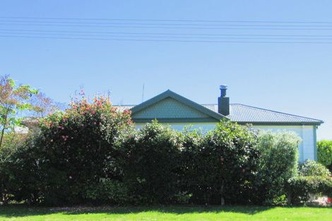 Photo of property in 43 Emily Street, Riverdale, Gisborne, 4010
