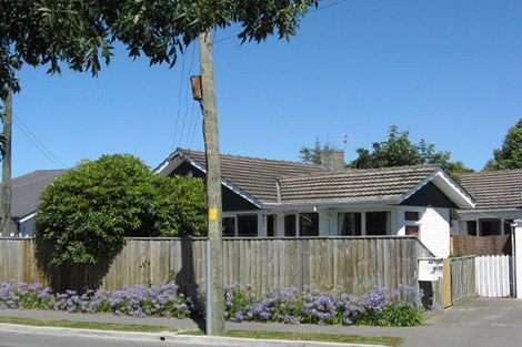Photo of property in 2/42 Office Road, Merivale, Christchurch, 8014