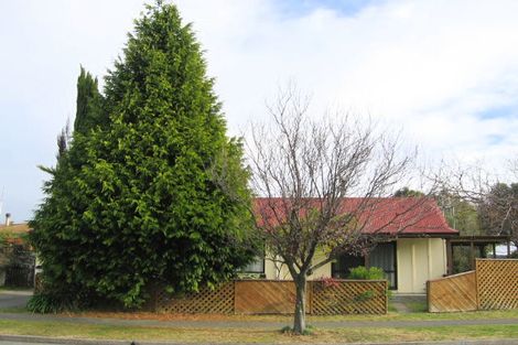 Photo of property in 16/2 Perry Crescent, Greenmeadows, Napier, 4112