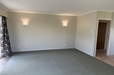 Photo of property in 2/25 Scott Road, Papakura, 2110