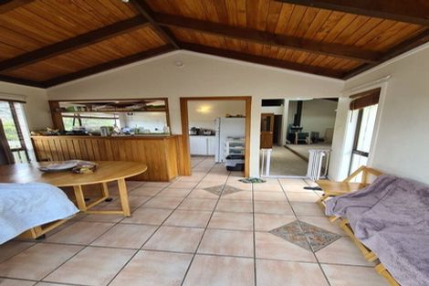 Photo of property in 180 Greenhithe Road, Greenhithe, Auckland, 0632