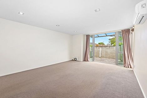 Photo of property in 90c Mandeville Street, Riccarton, Christchurch, 8011