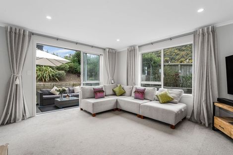 Photo of property in 190 Navigation Drive, Whitby, Porirua, 5024