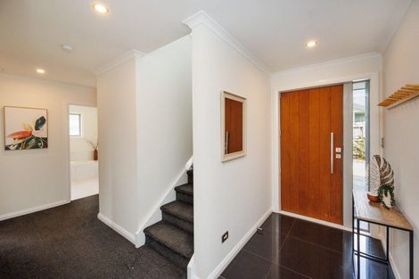 Photo of property in 7 Tower Place, Fitzherbert, Palmerston North, 4410