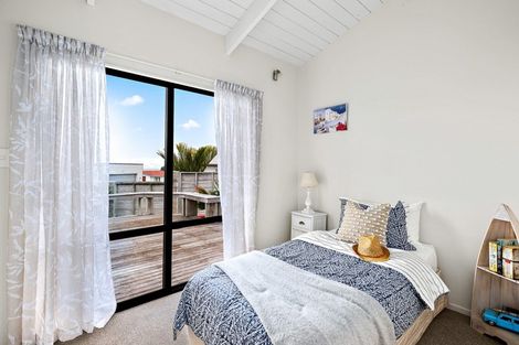 Photo of property in 27 Blue Bell Parade, Omaha, Warkworth, 0986