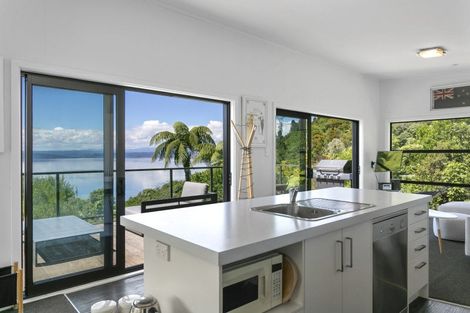 Photo of property in 5 Puratoke Rise, Pukawa Bay, Turangi, 3381