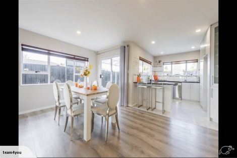 Photo of property in 313 Hobsonville Road, Hobsonville, Auckland, 0618