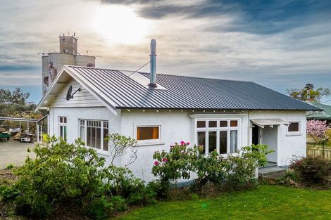 Photo of property in 4 Mill Road, Waimate, 7924