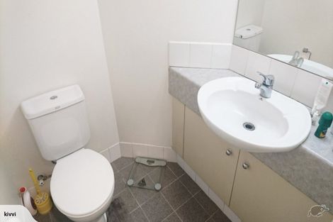 Photo of property in Madison On The Square Apartments, 1e/37 Federal Street, Auckland Central, Auckland, 1010