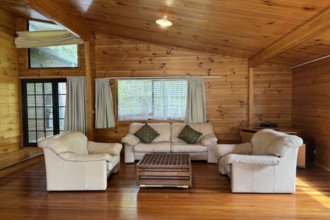Photo of property in 10 Alaunia Place, Lynfield, Auckland, 1042