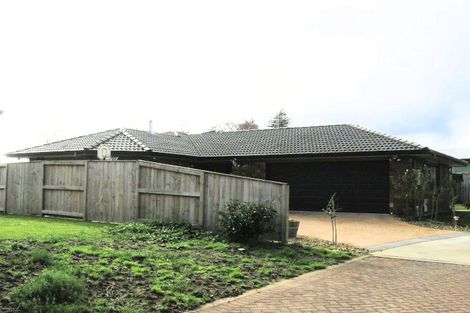 Photo of property in 16 Maccallum Court, Rototuna, Hamilton, 3210