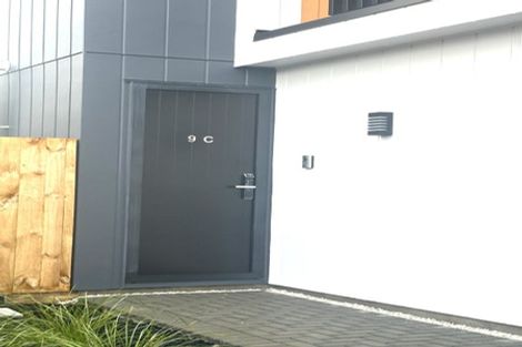 Photo of property in 9c Liam Place, Half Moon Bay, Auckland, 2012