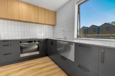 Photo of property in 2 Dallas Lane, Caversham, Dunedin, 9012