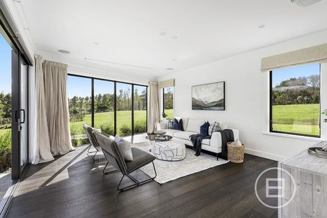 Photo of property in 90 Grace Hill Drive, Dairy Flat, Albany, 0792