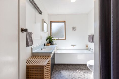 Photo of property in 4 Bristol Street, Tamatea, Napier, 4112