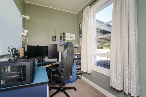 Photo of property in 16 High Street, Bulls, 4818